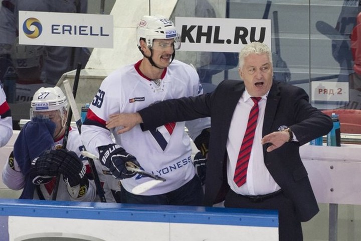 Miloš Říha v Slovane skončil! Kto ho strieda na lavičke?